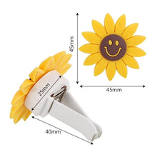Load image into Gallery viewer, Car Sunflower Air Conditioner Outlet Clip Air Freshener is Suitable for All Cars
